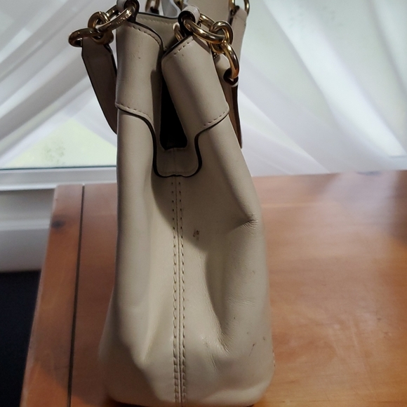 Coach Shoulder - Picture 2 of 6